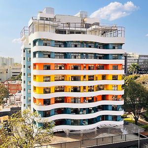 Kingfisher Nest Hotel Suites
